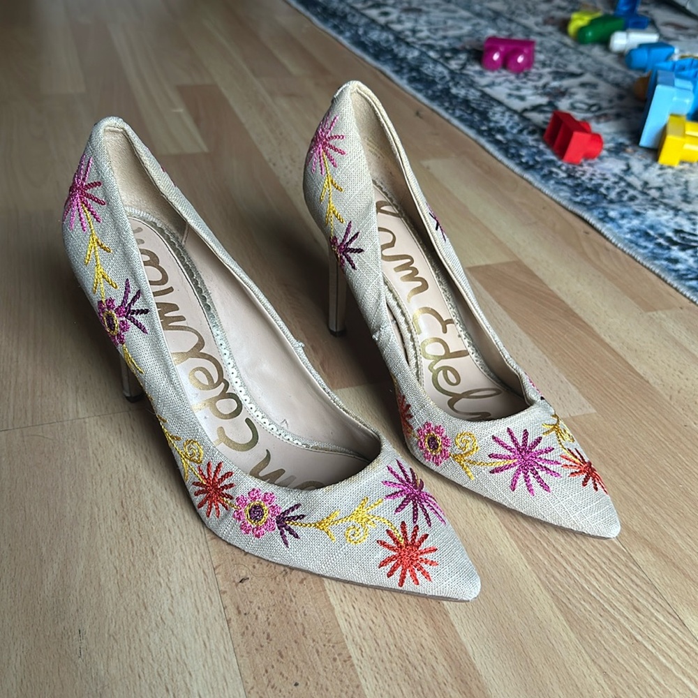 Sam Edelmanan Hazel Woven Embroidered heels size 10